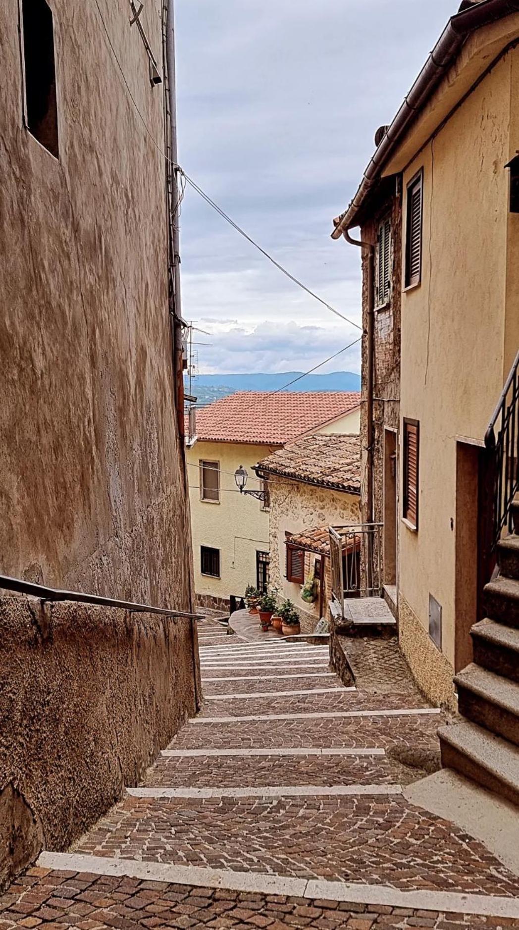 Il Sentiero Apartment Poggio Bustone Exterior photo